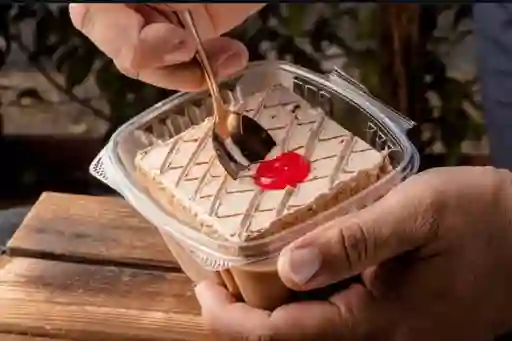 Porcion Torta Milo