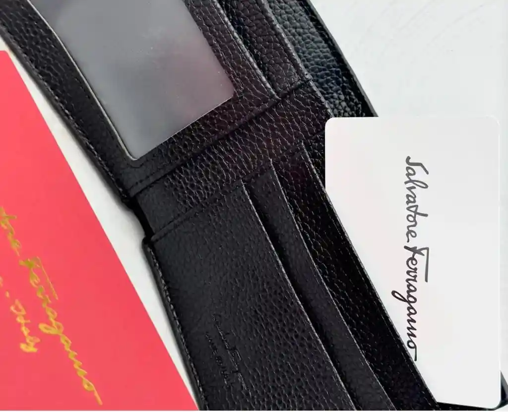 Billetera Para Caballero Inspirada En Salvatore Ferragamo Texturizada