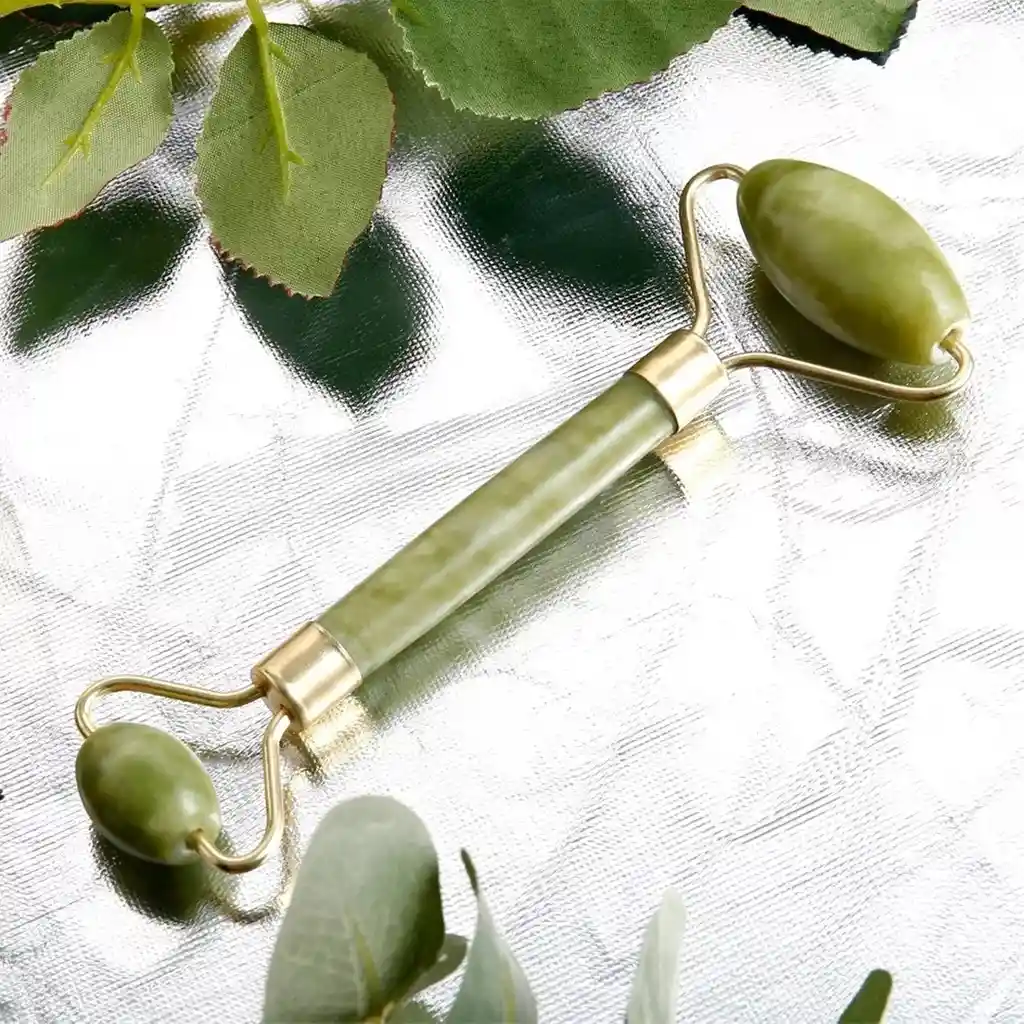 Rodillo De Jade Con Guasha – Masaje Facial Y Terapia Antiestrés