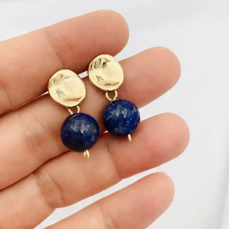 Aretes Dorados Con Piedra Lapislazuli