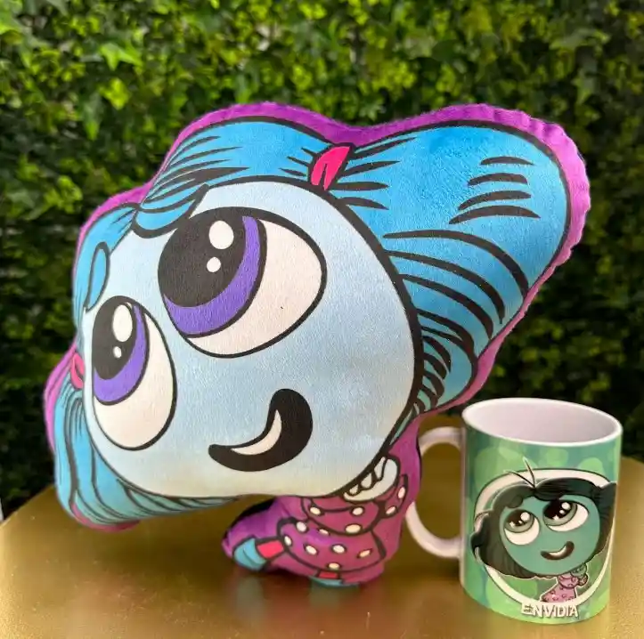 Combo Cojin Mediano De Envidia Intensamente + Mug X 1 Unidad