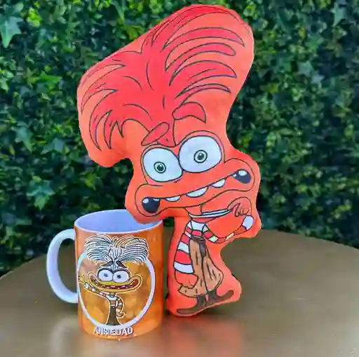 Combo Cojin Mediano De Ansiedad Intensamente + Mug X 1 Unidad