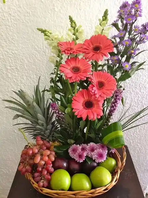 Frutero En Canasta