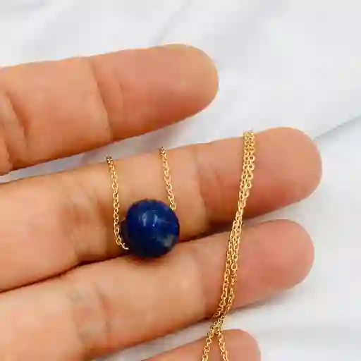 Cadena Dorada Con Piedra Lapislazuli