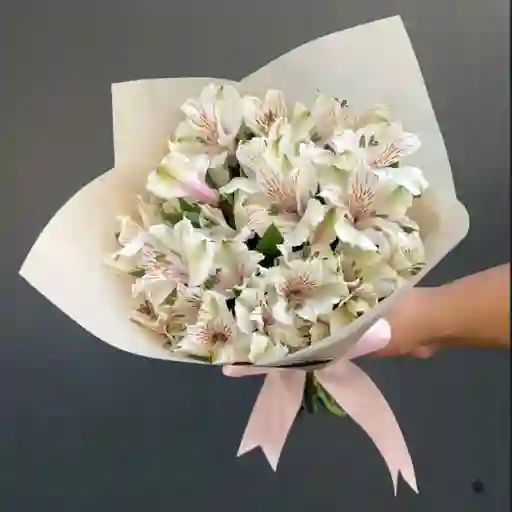 Ramillete De Astromelia