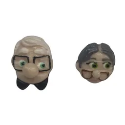 Aretes Carl Y Ellie Topitos Irrompibles Artesanales Antialérgico