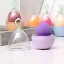 🧽 Beauty Blender + Soporte Huevito 🐣 – ¡aplica, Seca Y Decora!