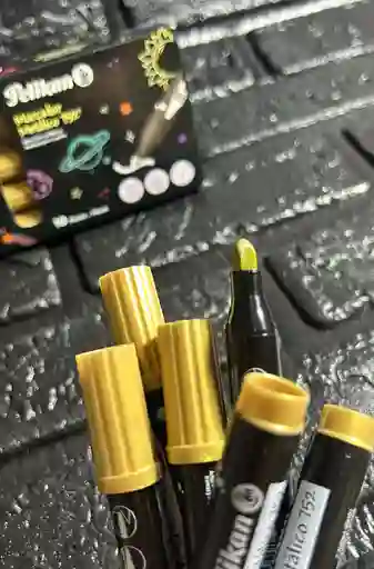 Marcador Grafico Dorado
