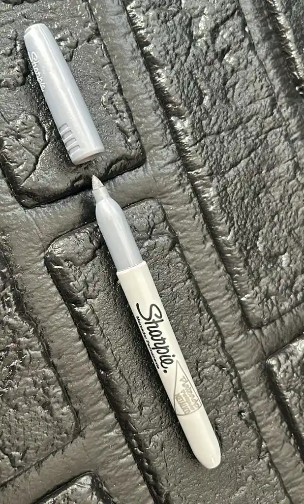 Marcador Sharpie Plateado Fino