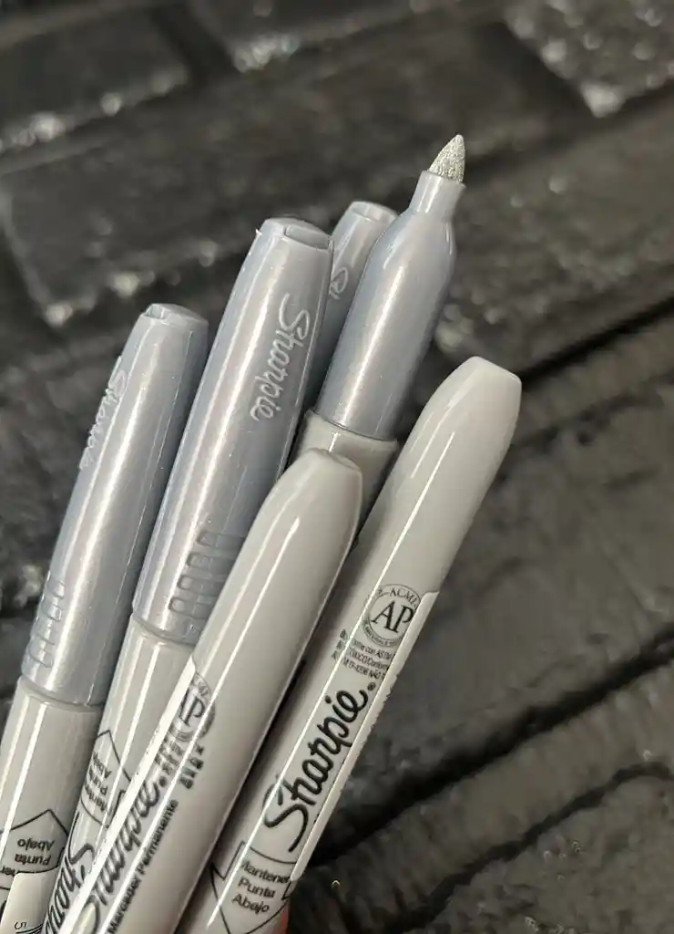 Marcador Sharpie Plateado Fino