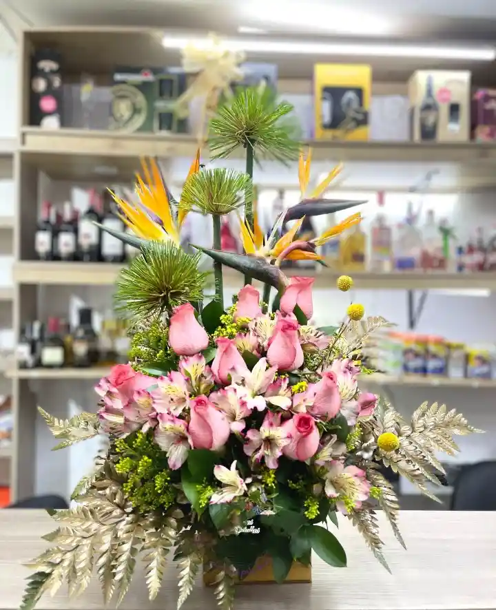 Ramo De Rosas Hermoso