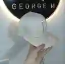 Gorra “d” Old English – Estilo Clásico En Beige