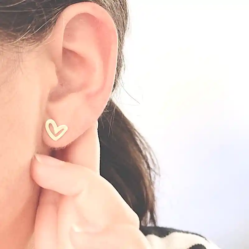 Aretes Corazón Dorado Mini