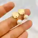 Aretes Clásicos Dorados Con Perlas