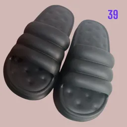 Pantufla Caucho Negra Talla 39