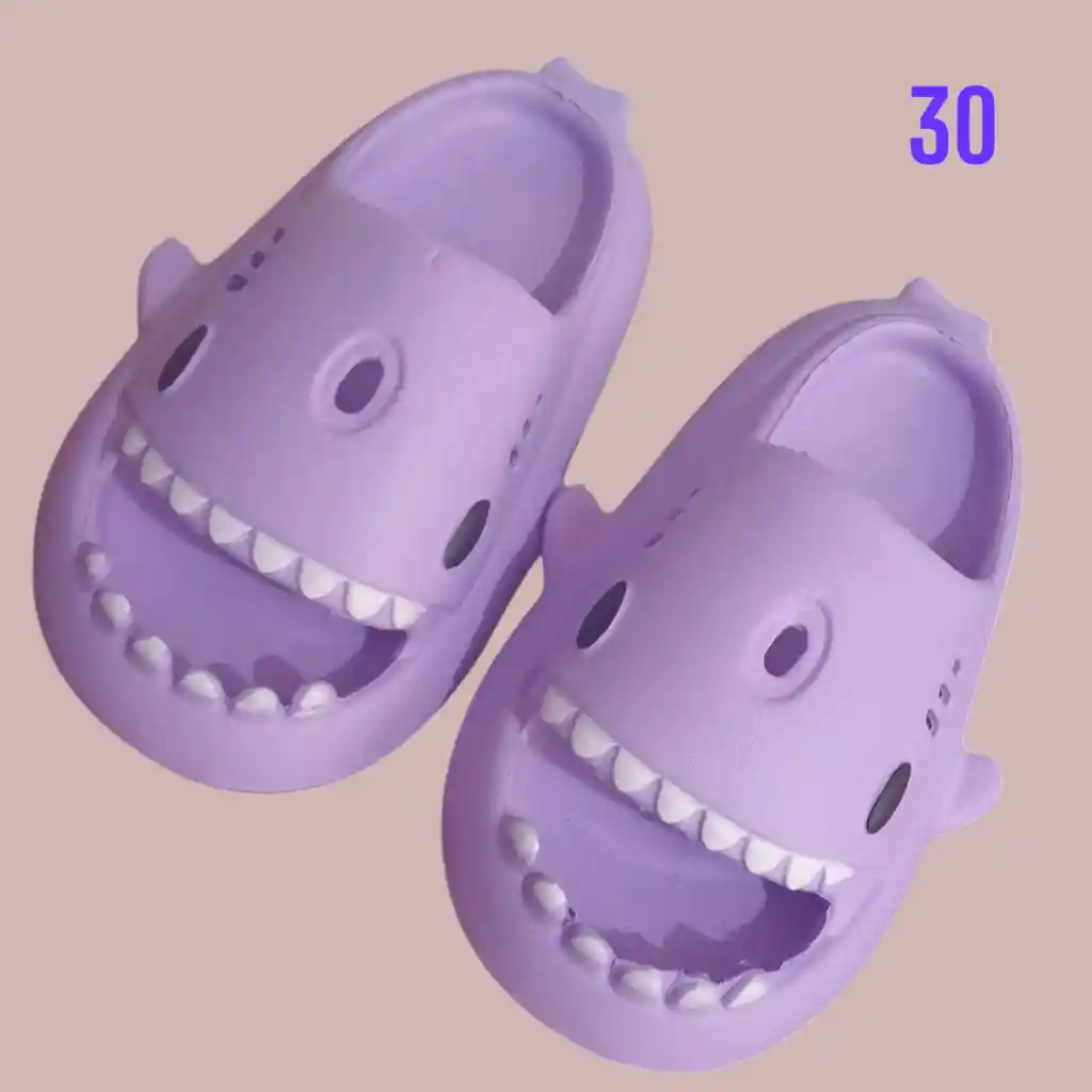 Pantufla Tiburon Talla 30