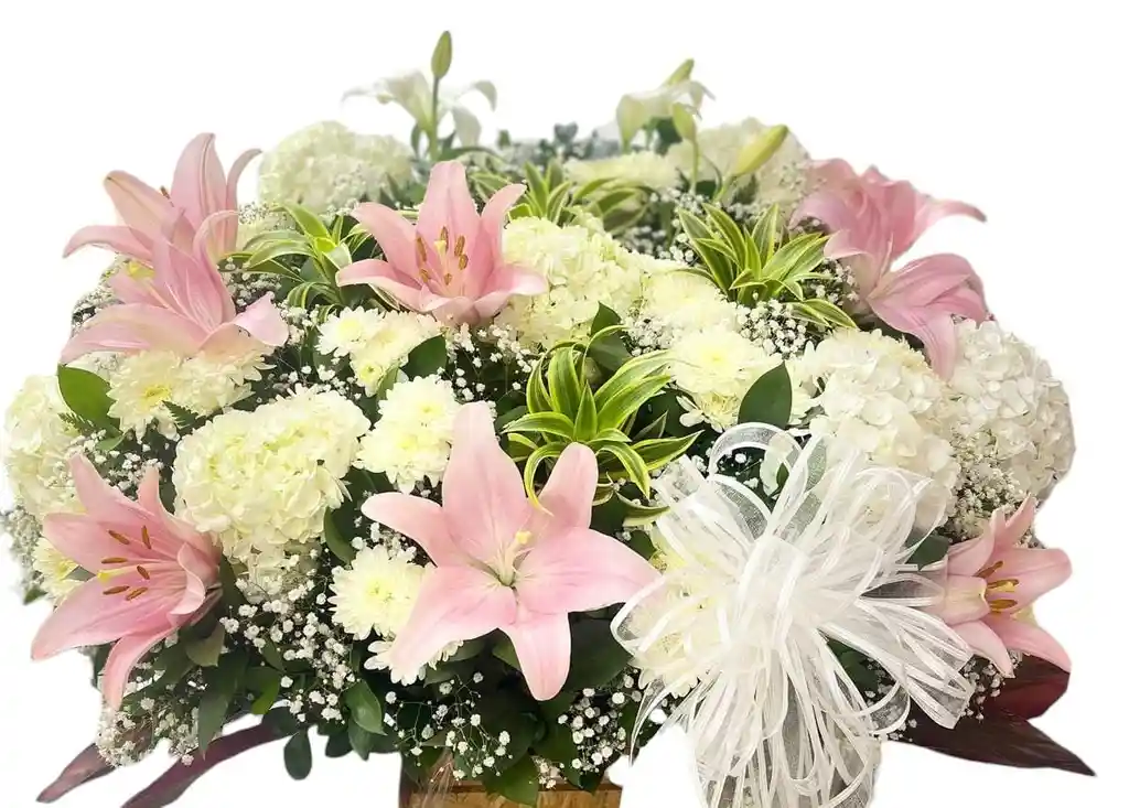 Flores Rosadas En Ramo