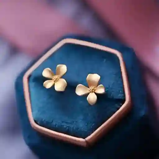 Aretes Flor Dorada