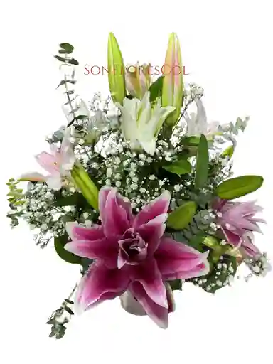 Flores ,eucaliptos Y Lirios ( Flor Del Campo )