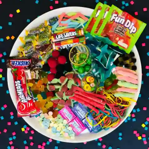 Dulces Signature Tray Sharing Size