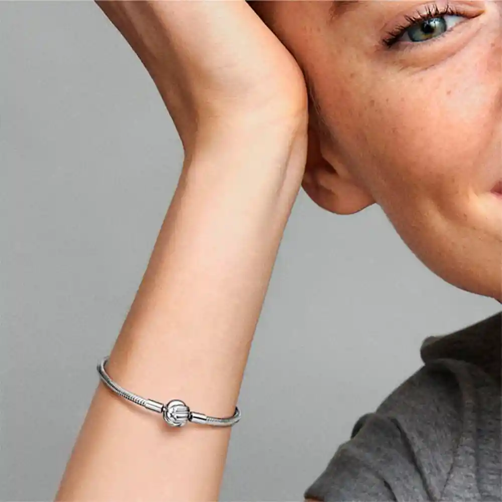 Pulsera Brazalete Pandora Cierre De Nudo 592422c00 Plata 925 Talla 18cm