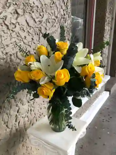 Rosas Y Lirios