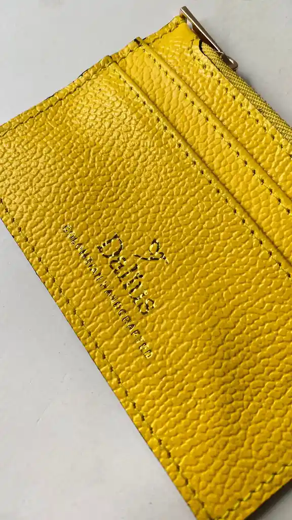 Tarjetero Mini En Cuero Amarillo
