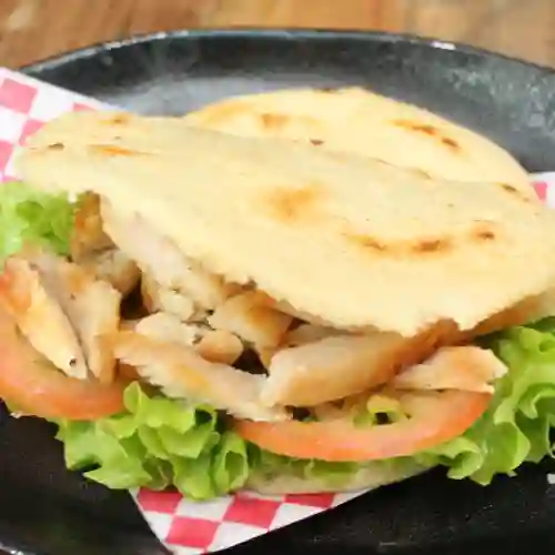 Arepa con Pollo