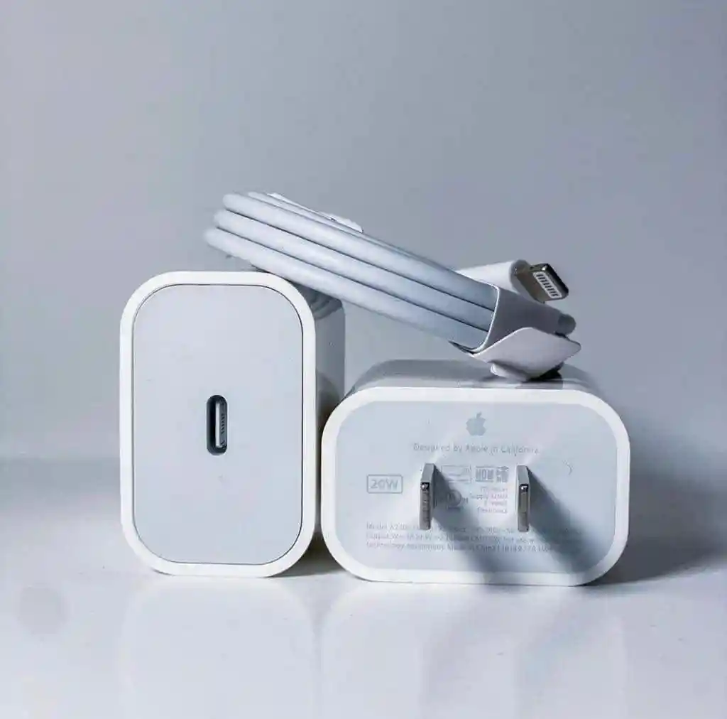 Cargador Iphone 20w (carga Rápida)