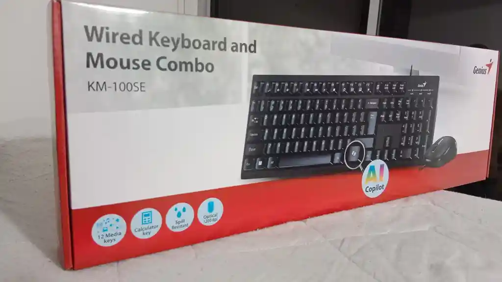 Eleva Tu Productividad Con El Combo Usb Genius Km-100se: Teclado Resistente A Derrames, Acceso Rápido A Copilot Y Mouse Óptico De 1200 Dpi