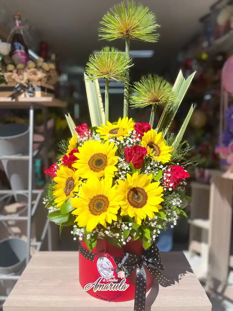 Cilindro Girasoles Con Rosa