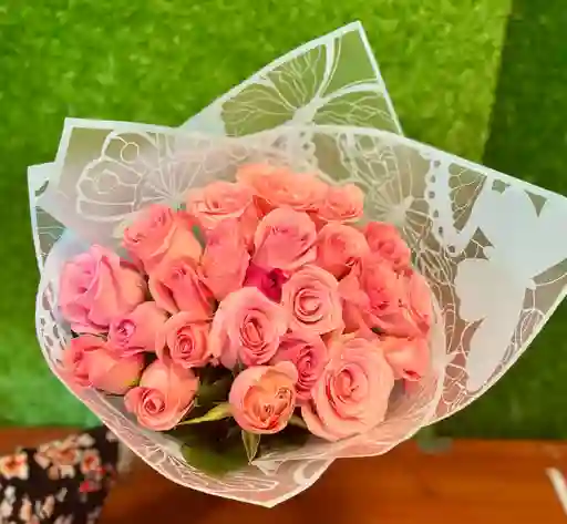 Caricia De Rosas
