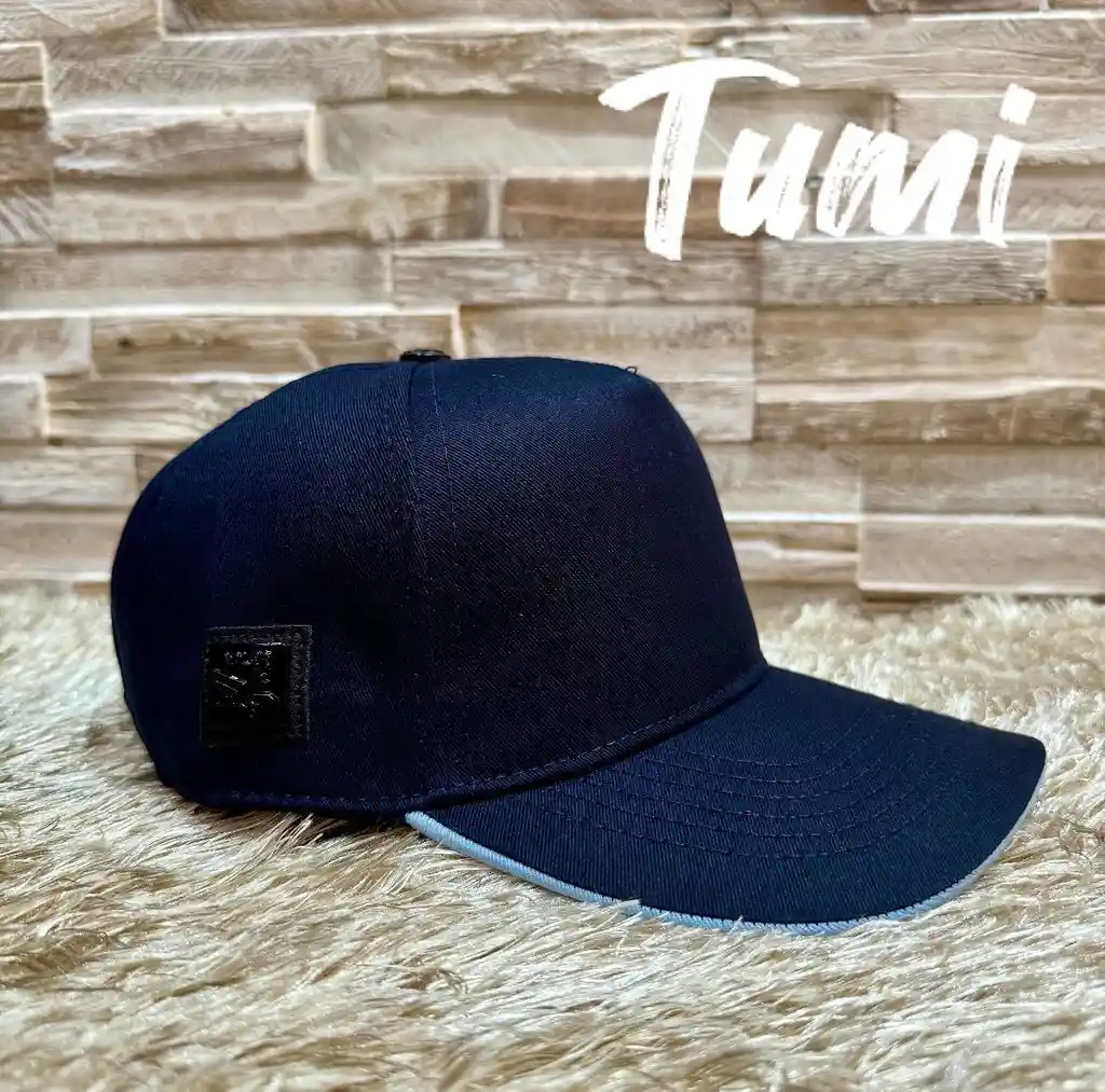 Gorra Azul Turquesa