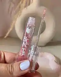 Lip Gloss Bonita Anik Tono 01 – Brillo Sutil, Labios Irresistibles