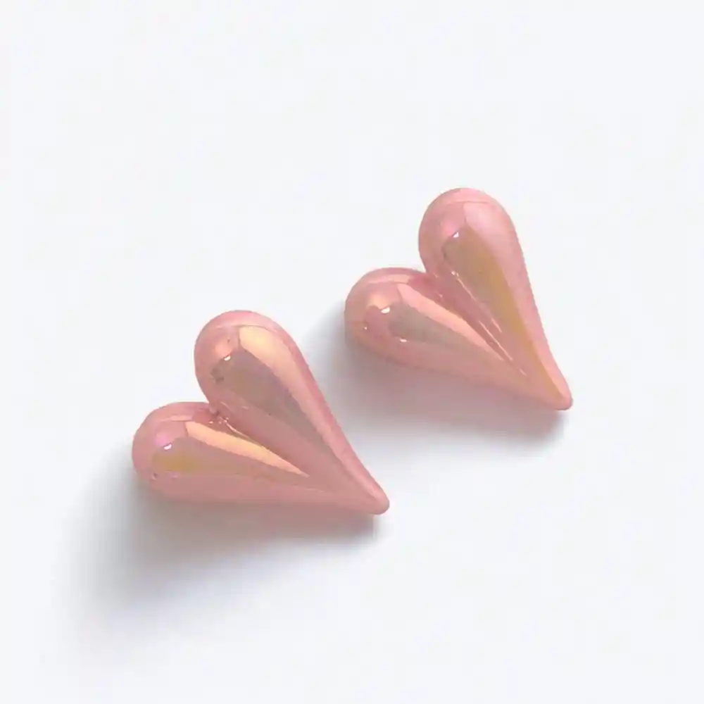 Aretes Topos Corazón Acrílicos Tornasolados Rosados