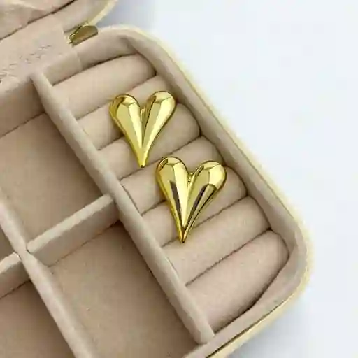 Aretes Corazón Topos Chunky Dorados Para Mujer