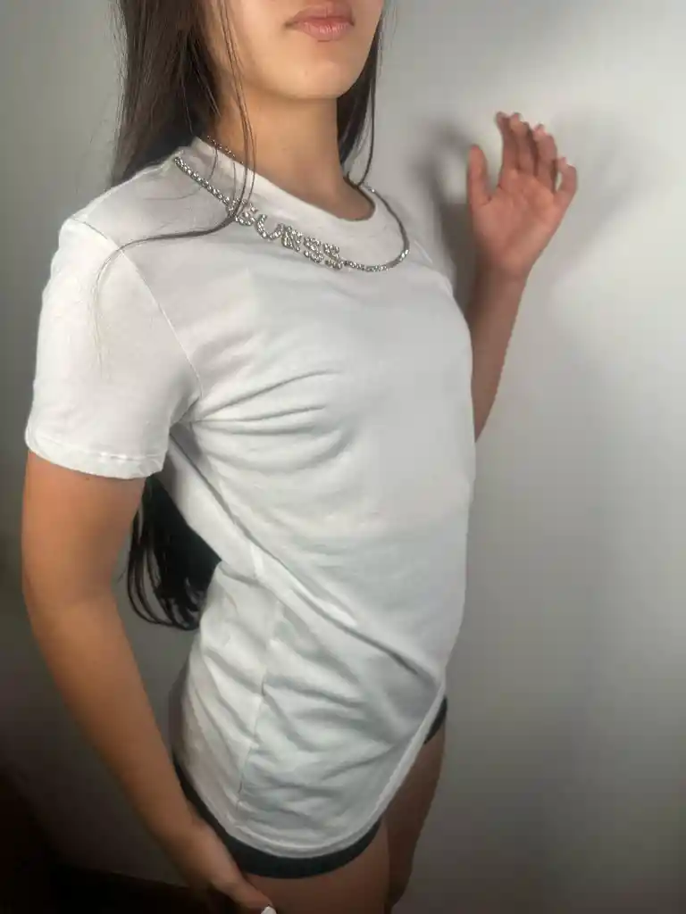 Blusa Guess Blanca Piedras Original Cuello Redondo Camisa