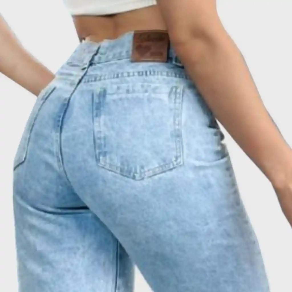 Pantalón Jean Bota Recta Con Brillos