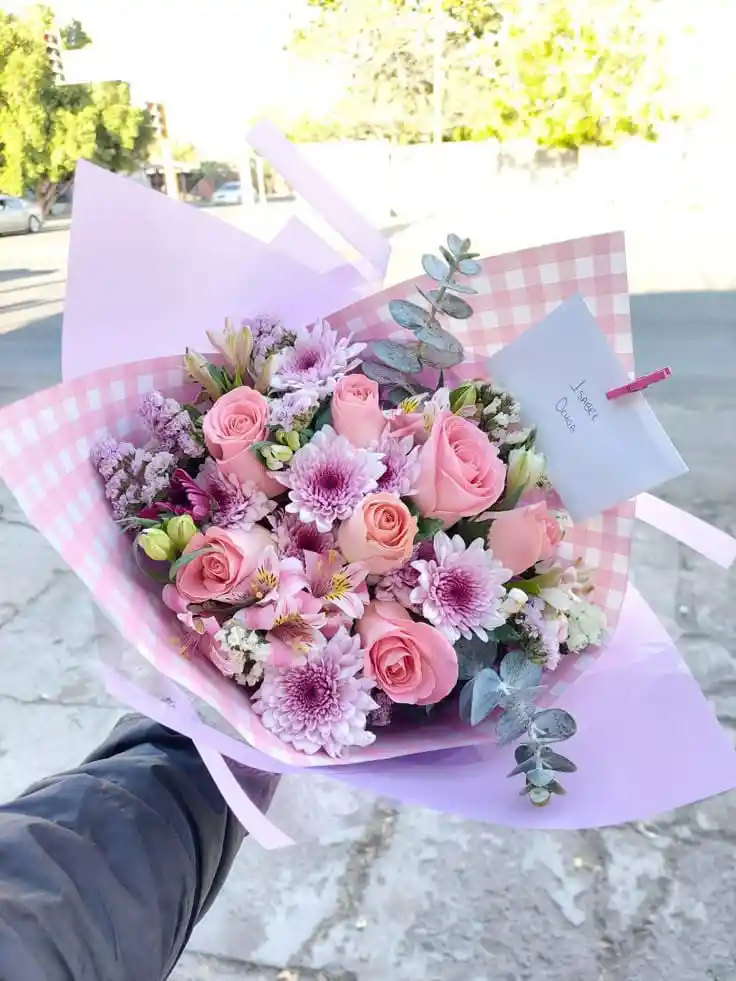 Ramo Encanto Rosado