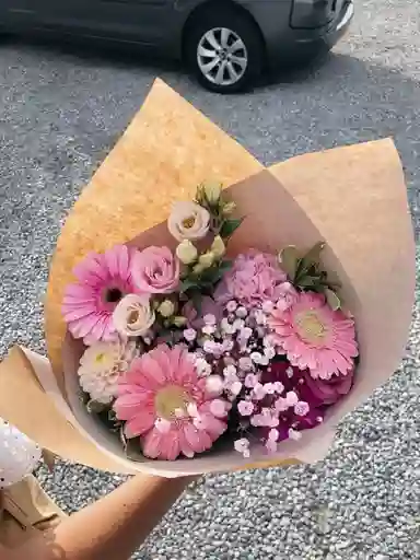 Ramo Rosado Primaveral