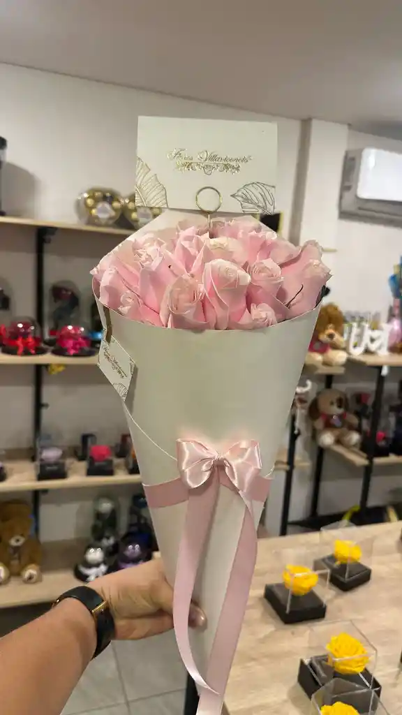 Cono De Rosas