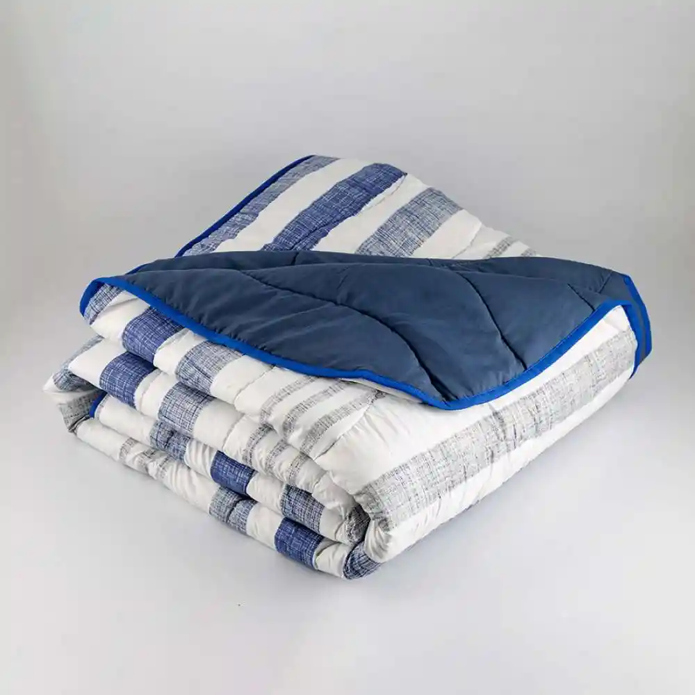 Cubrecama Expressions Rayas Queen 240x240cm Microfibra