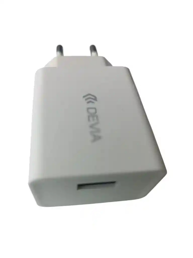 Cargador De Pared Con Entrada Usb Devia En Blanco