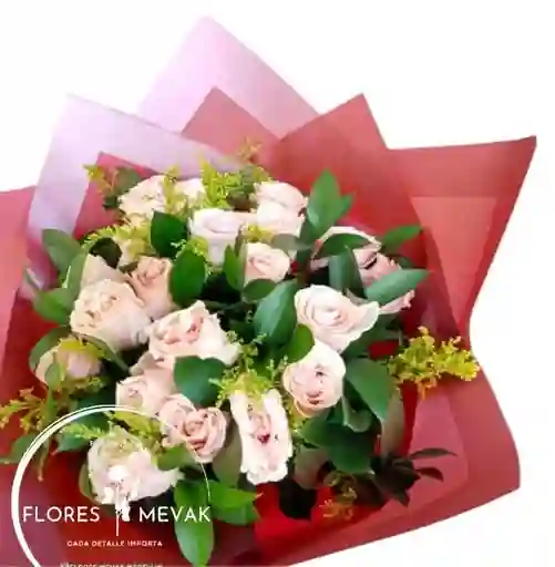 Rosas Rosadas En Bouquet
