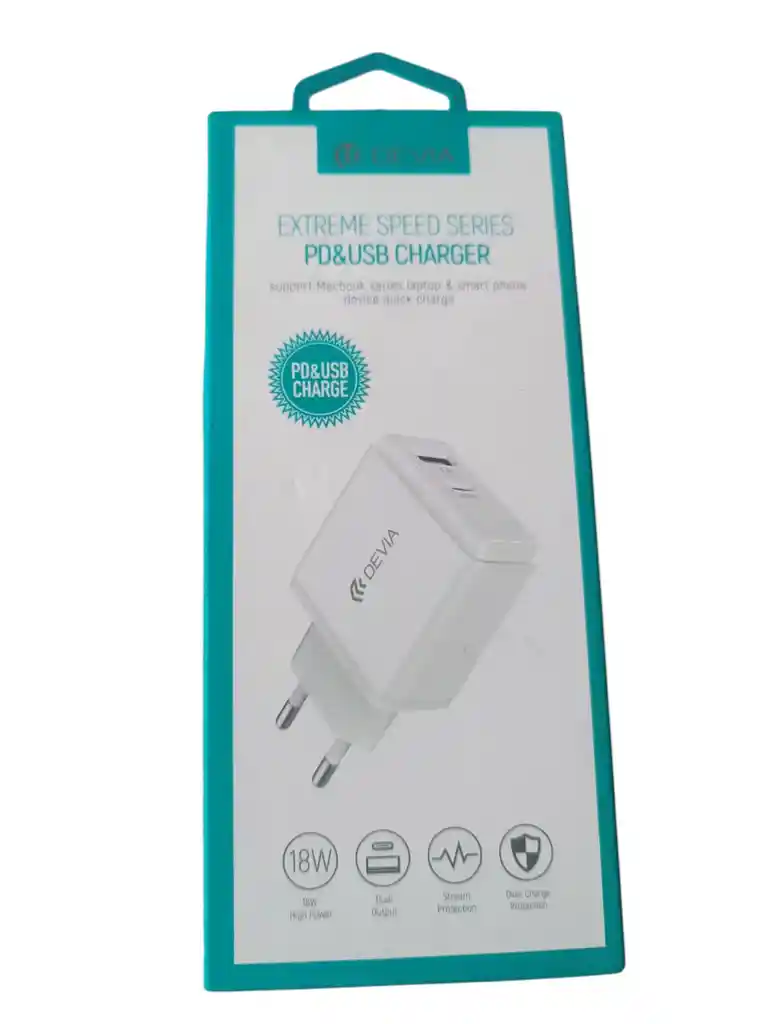Cargador De Pared Con Entrada Dual Usb, Tipo-c En Blanco