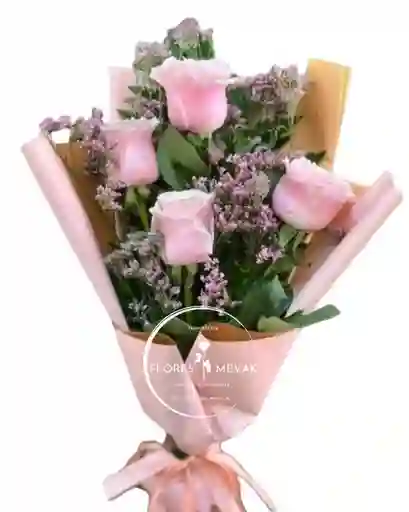 Rosas Sencillas En Bouquet