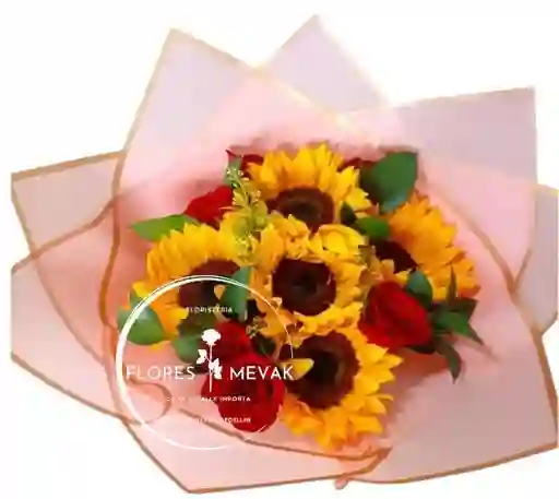 Bouquet De Rosas Y Girasoles
