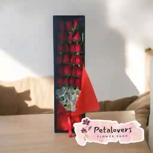 Flores Caja De 24 Rosas Rojas Y Astromelias