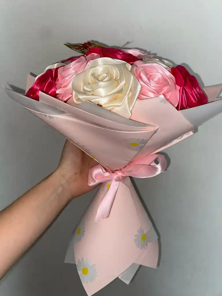 Ramo De 15 Rosas Eternas