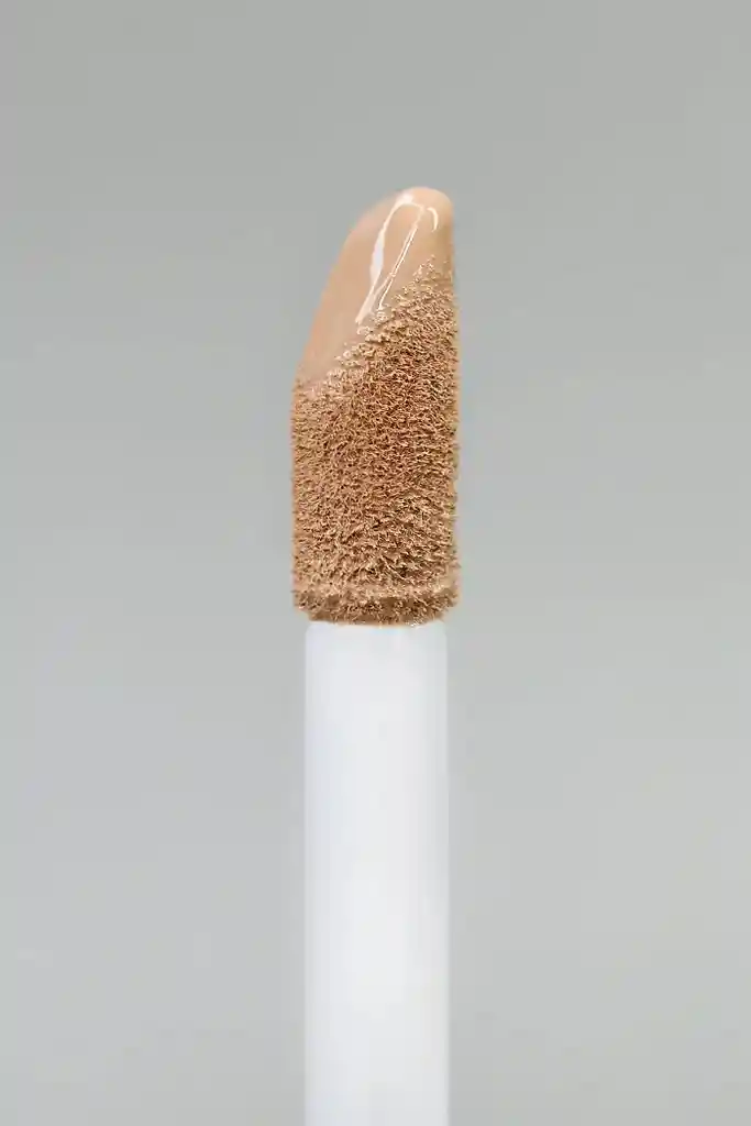 Dolce Bella Corrector Tono Ivory